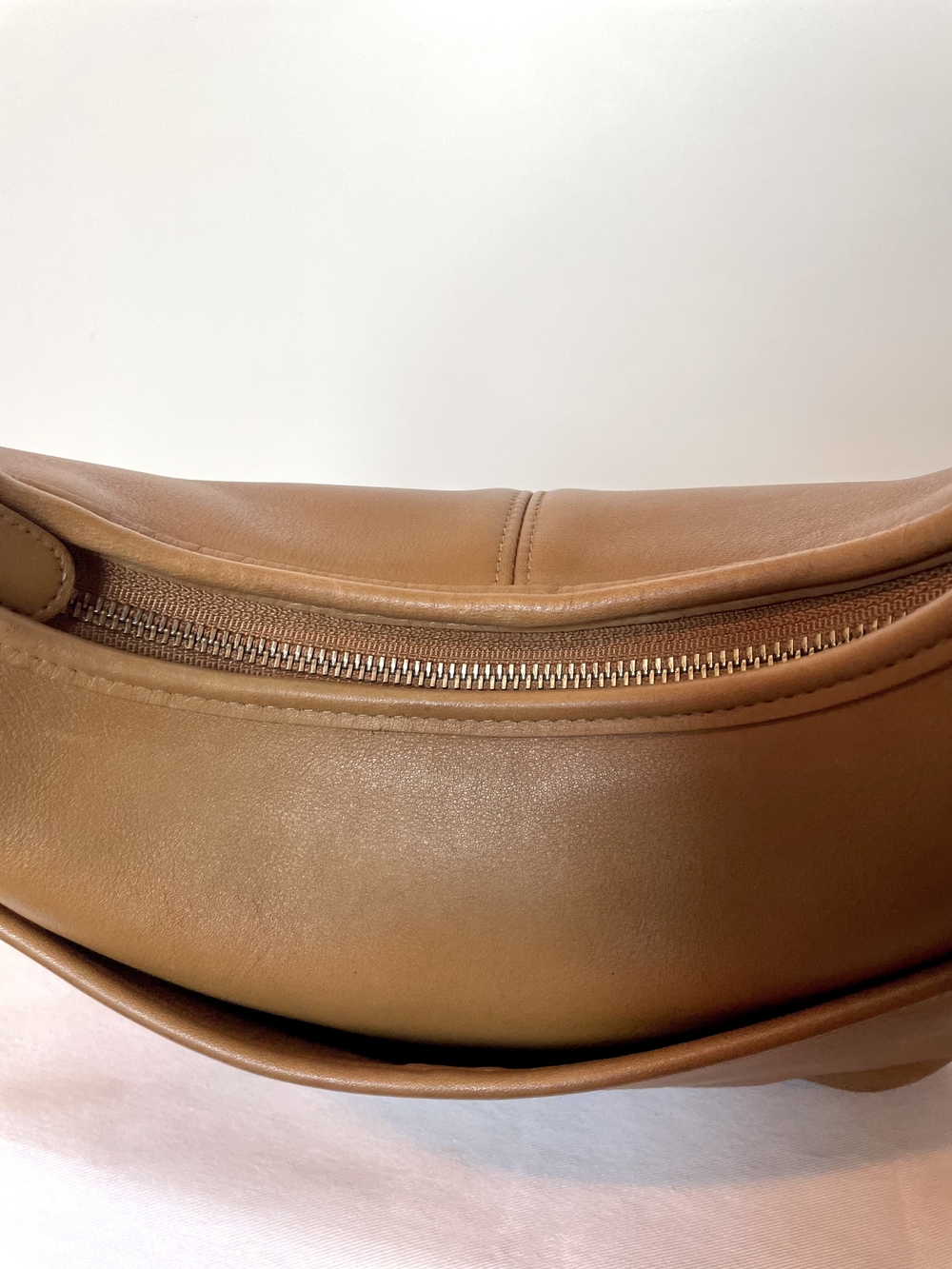 Vintage Coach Toffee Pocket Ergo - Picture 6 of 11